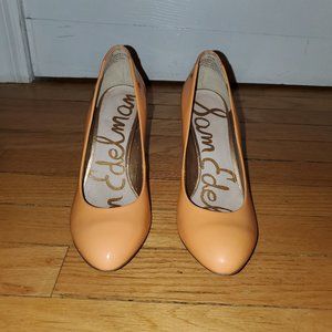 Sam Edelman Orange pumps